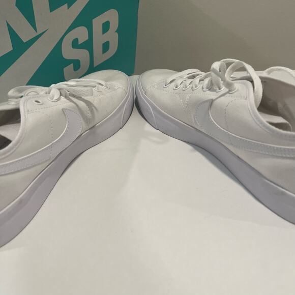 NWT Nike SB Blazer Court White/White Size 12 main image 4